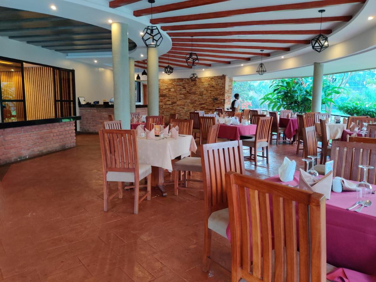 Nile Village Hotel & Spa Jinja Ngoại thất bức ảnh